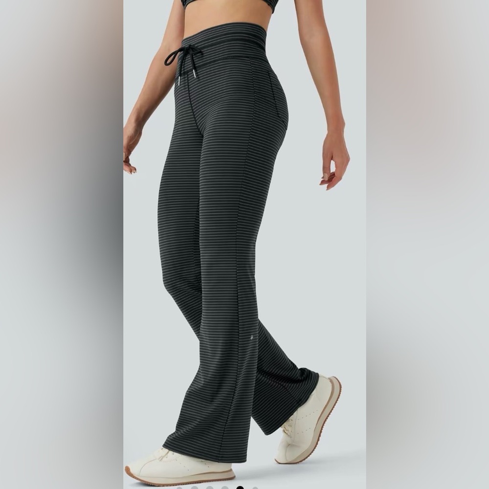 NWT Halara High Waisted Drawstring Striped Black Pants